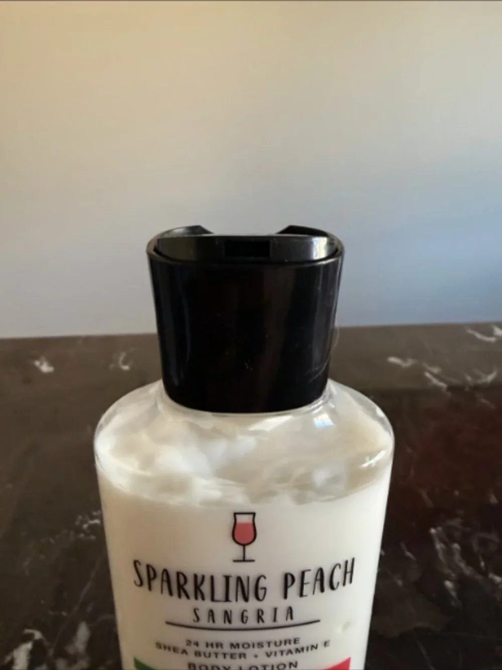Bath and body works sparkling peach sangria lotion